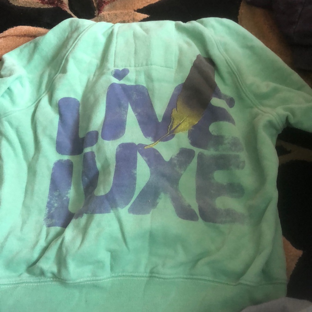 VS HOODIE